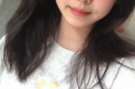 奶糖Logo“白桃少女”：设计寓意、视觉识别与使用解读